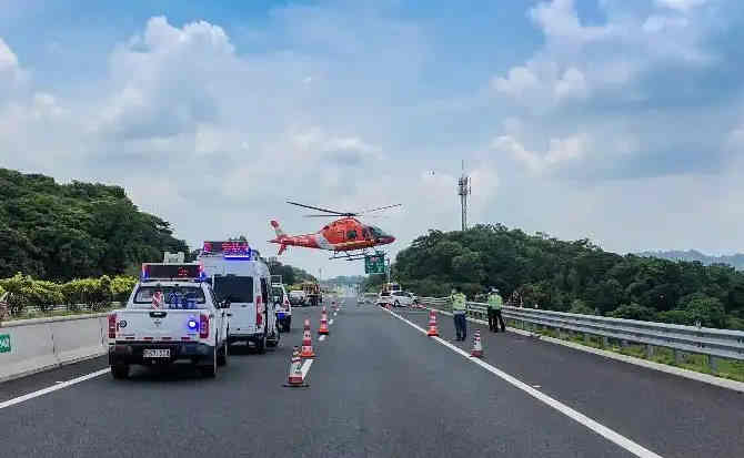 五华区高速公路汽车救援案例